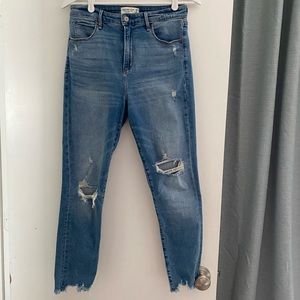 Abercrombie Super Skinny Ankle High Rise 29